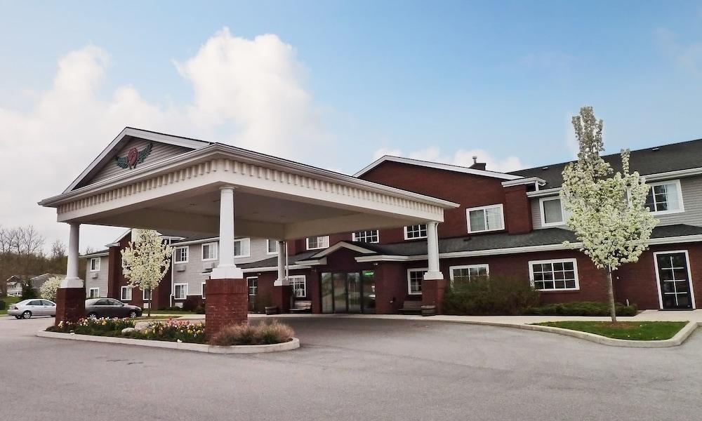 Best Western Palmyra Inn & Suites Buitenkant foto