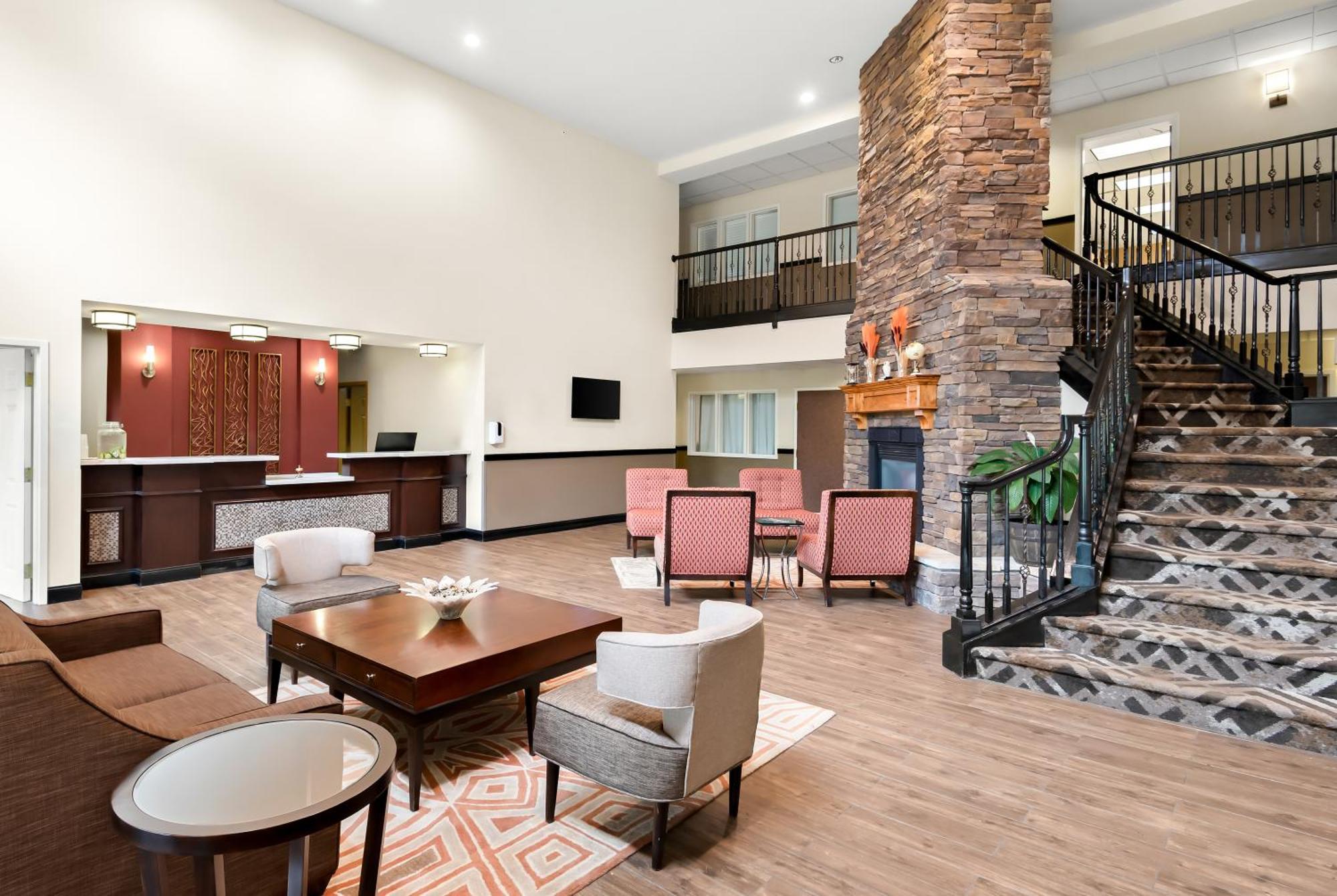Best Western Palmyra Inn & Suites Buitenkant foto