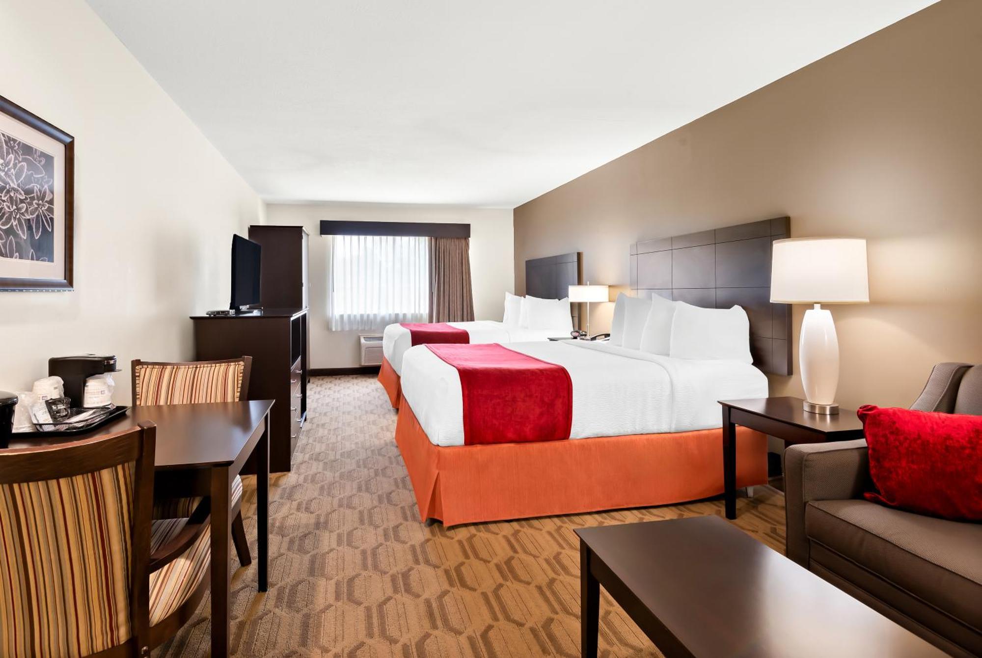 Best Western Palmyra Inn & Suites Buitenkant foto