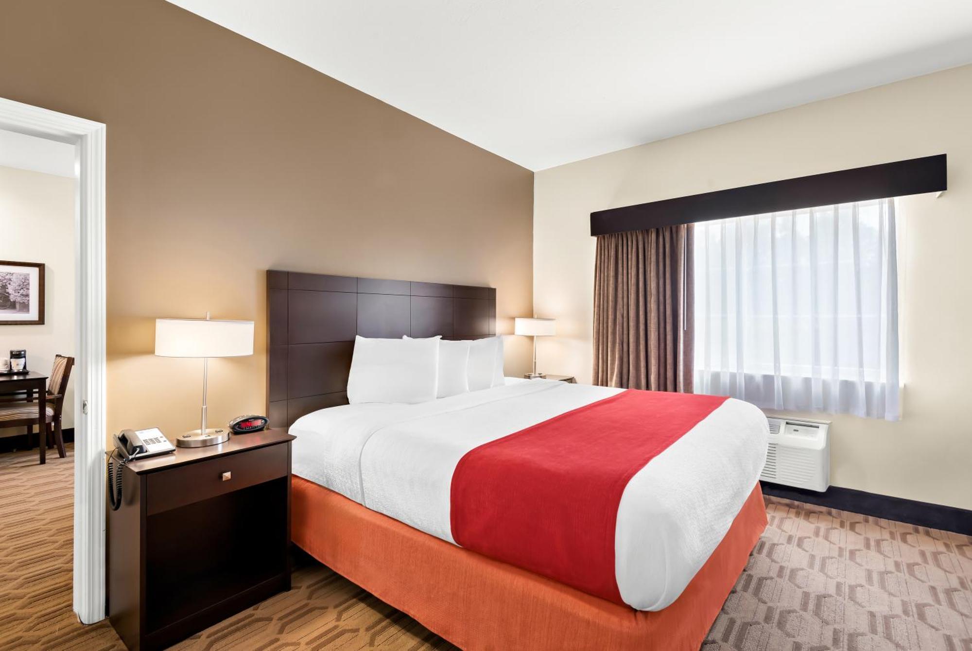 Best Western Palmyra Inn & Suites Buitenkant foto