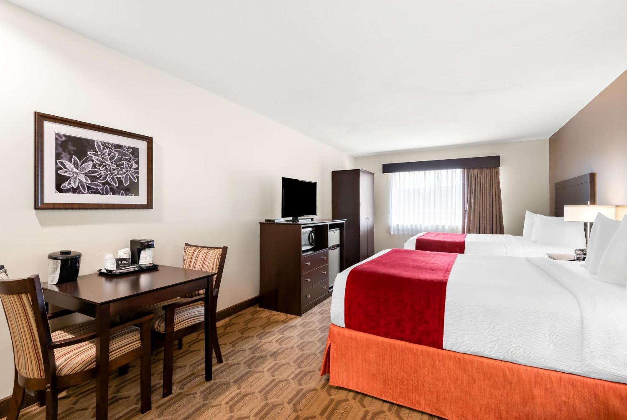 Best Western Palmyra Inn & Suites Buitenkant foto