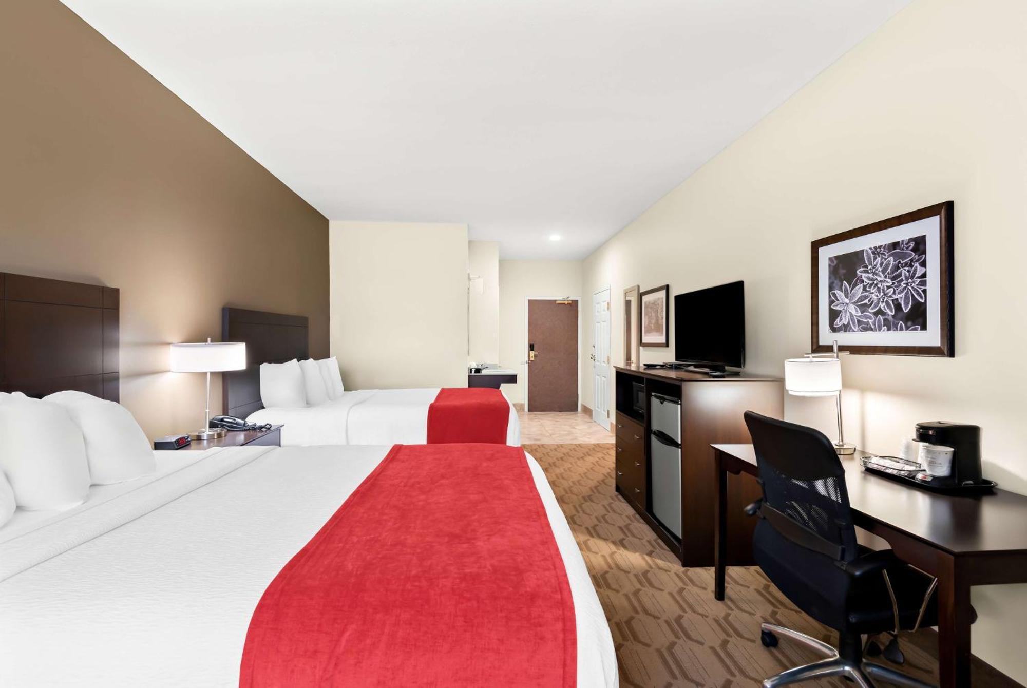Best Western Palmyra Inn & Suites Buitenkant foto