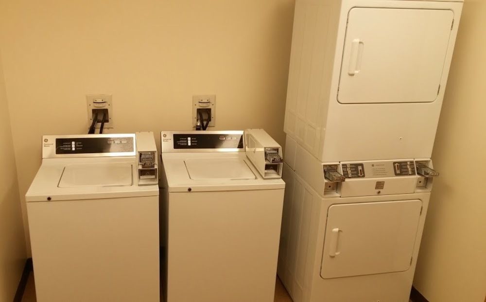 Best Western Palmyra Inn & Suites Buitenkant foto